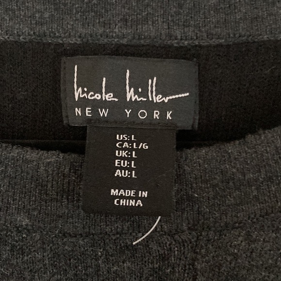 Nicole Miller New York Sweater Dress / Tunic - Picture 2 of 8